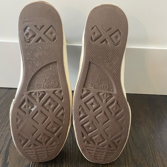 Converse x Comme des Garçons PLAY Chuck 70 - Picture 3 of 6